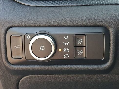 Used 2024 Ford Explorer ST w/ Equipment Group 401A AWD/4WD image 26