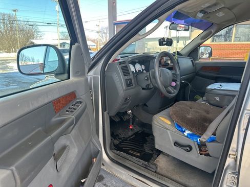 Used 2006 Dodge Ram 1500 Truck SLT w/ Trailer Tow Group image 5