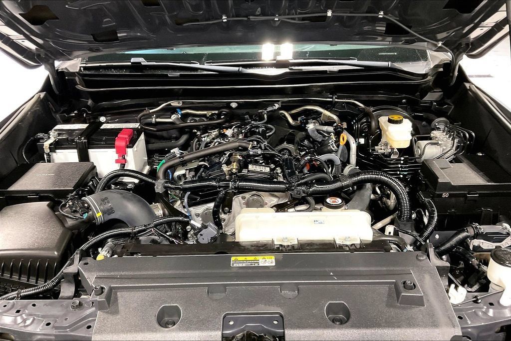 Used 2025 Toyota Tacoma TRD Sport RWD image 11