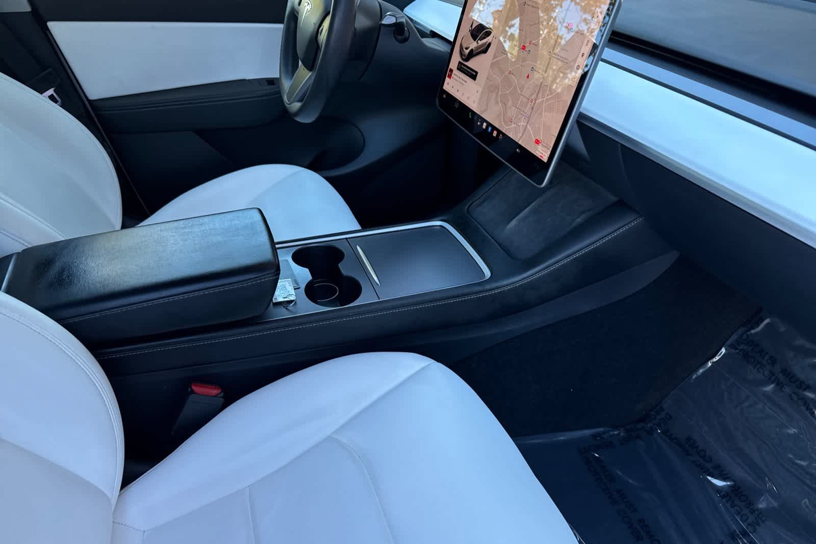 Used 2021 Tesla Model Y Long Range AWD/4WD image 17