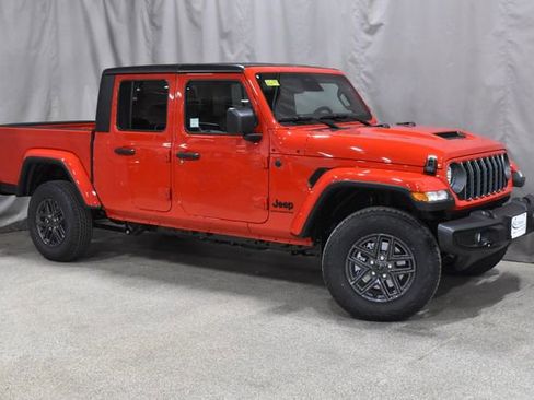 New 2026 Jeep Gladiator Sport image 3