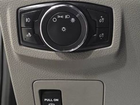 Used 2017 Ford F150 XL w/ Equipment Group 101A Mid image 14