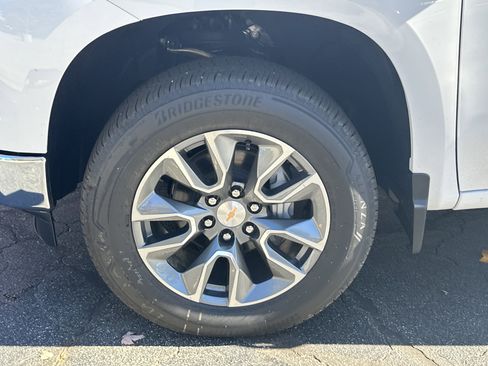 New 2026 Chevrolet Silverado 1500 LT image 11