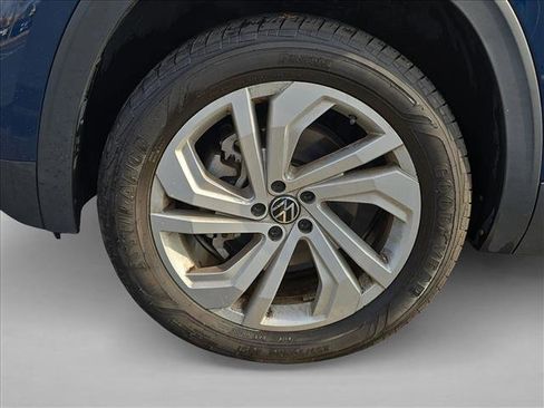 Used 2023 Volkswagen Atlas SE w/ Panoramic Sunroof Package image 25