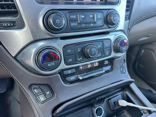 Used 2018 Chevrolet Suburban Premier AWD/4WD image 17