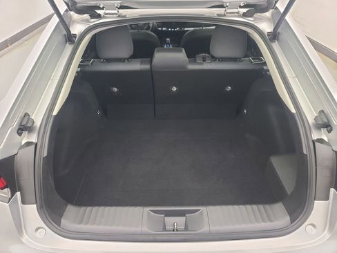 Used 2024 Toyota Prius Limited image 18