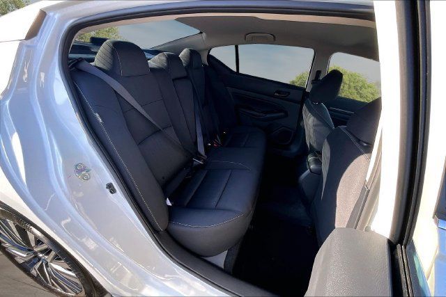 New 2026 Nissan Altima 2.5 SV FWD image 9