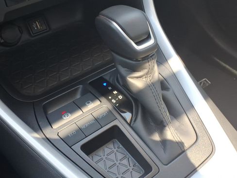 Certified 2025 Toyota RAV4 XLE Premium image 19