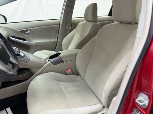 Used 2013 Toyota Prius Three image 11