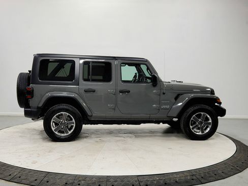 Used 2021 Jeep Wrangler Unlimited Sahara w/ LED Lighting Group image 8