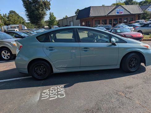 Used 2014 Toyota Prius Three FWD image 6