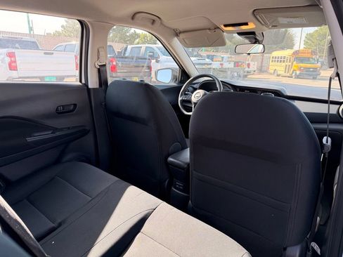 Used 2024 Nissan Kicks S FWD image 7