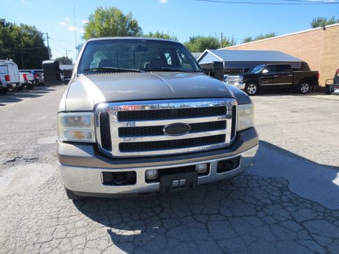 Used 2007 Ford F250 XLT image 5