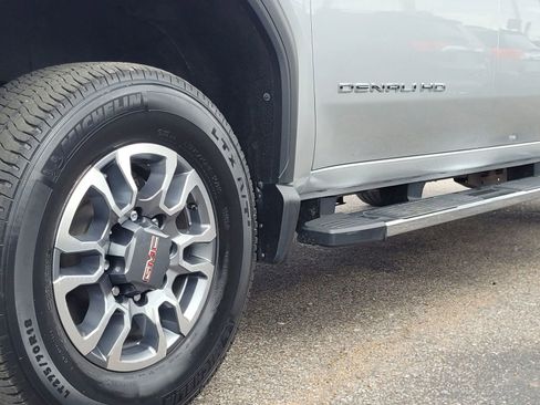 Used 2020 GMC Sierra 2500 Denali w/ Denali Ultimate Package image 8