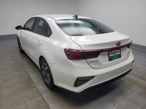 Used 2020 Kia Forte LXS FWD image 5