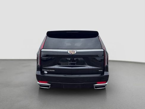Used 2024 Cadillac Escalade Premium Luxury w/ Performance Package AWD/4WD image 5