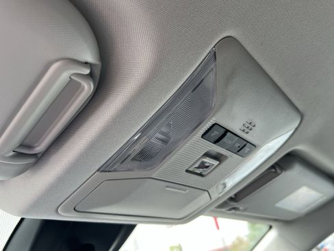 New 2025 Toyota RAV4 XLE image 27