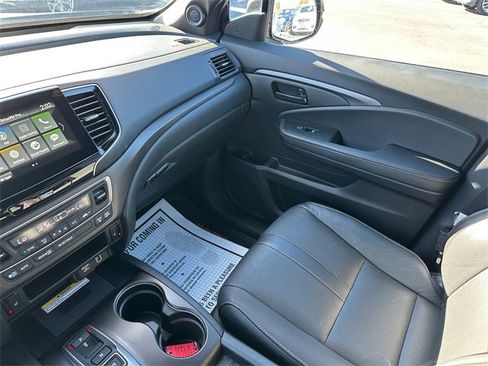 Used 2023 Honda Passport TrailSport image 29