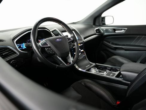 Used 2019 Ford Edge ST w/ Convenience Package image 6
