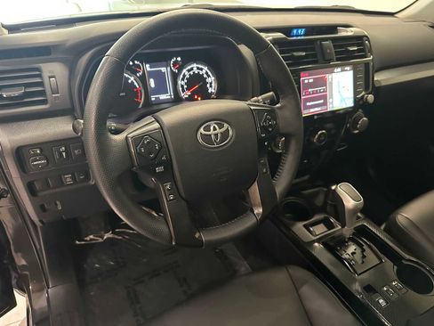 Certified 2024 Toyota 4Runner TRD Off-Road Premium w/ Moonroof Package AWD/4WD image 2