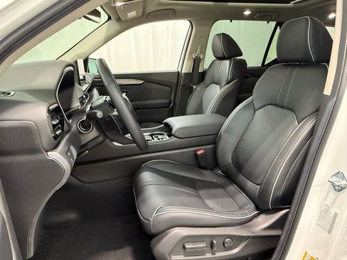 Used 2025 Honda Pilot Elite image 23