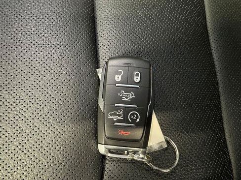 Used 2026 RAM 1500 Laramie AWD/4WD image 27