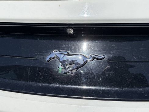 Used 2018 Ford Mustang Premium RWD image 11