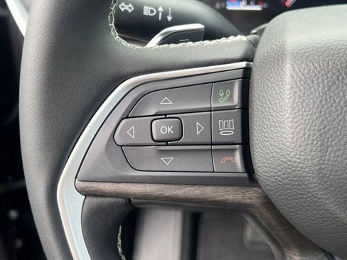 New 2025 Jeep Grand Cherokee Limited image 20