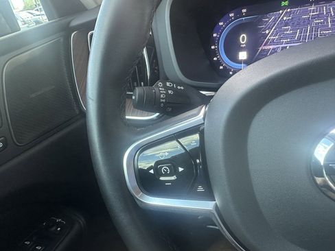 Used 2023 Volvo XC60 B5 Plus w/ Climate Package image 16