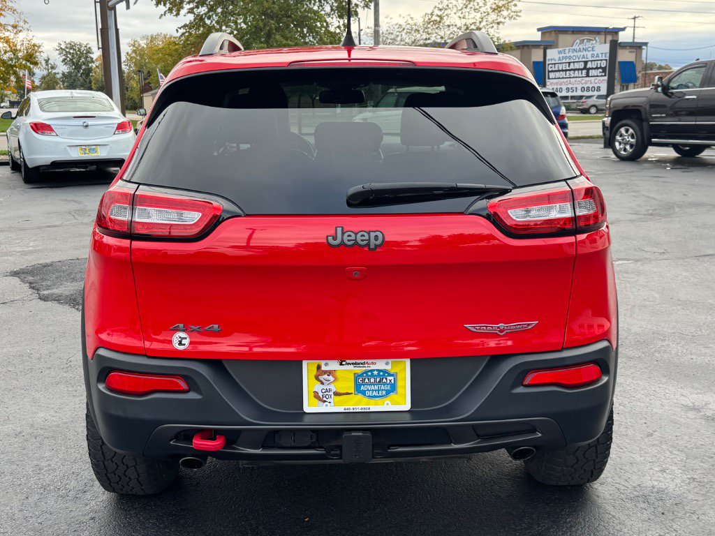 Used 2017 Jeep Cherokee Trailhawk w/ Trailer Tow Group AWD/4WD image 6