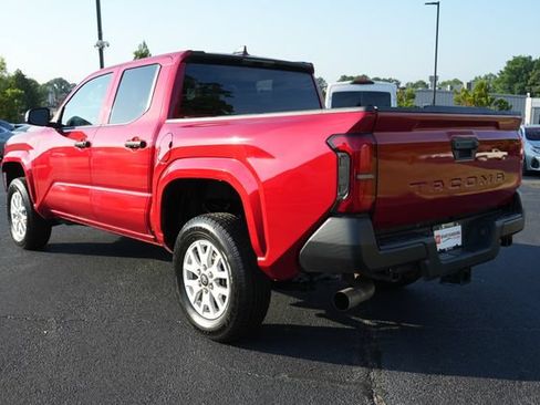 Used 2024 Toyota Tacoma SR RWD image 5