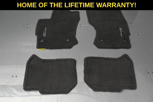 Used 2025 Toyota 4Runner Limited AWD/4WD image 38