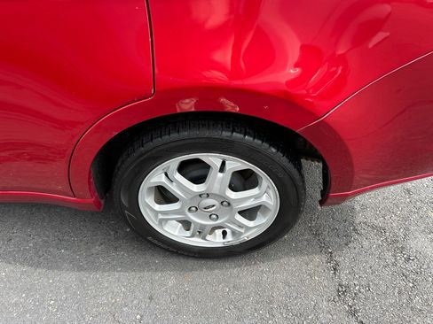 Used 2009 Ford Focus SES FWD image 28