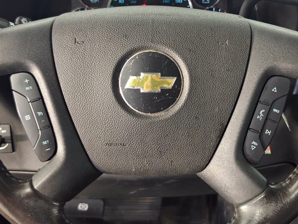 Used 2022 Chevrolet Express 3500 w/ Power Convenience Package RWD image 5