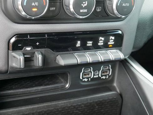 Used 2022 RAM 1500 Big Horn image 23