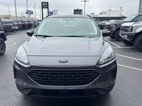 Certified 2022 Ford Escape SE w/ SE Sport Appearance Package AWD/4WD image 7