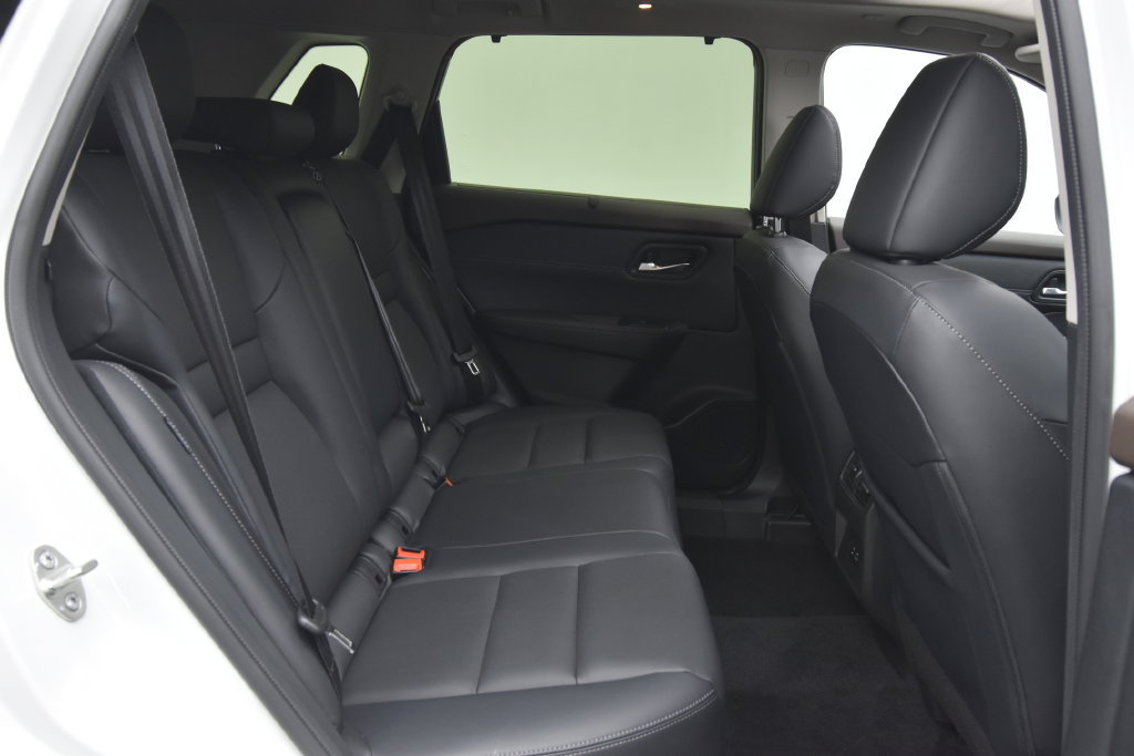 Used 2023 Nissan Rogue SV w/ SV Premium B Package AWD/4WD image 20