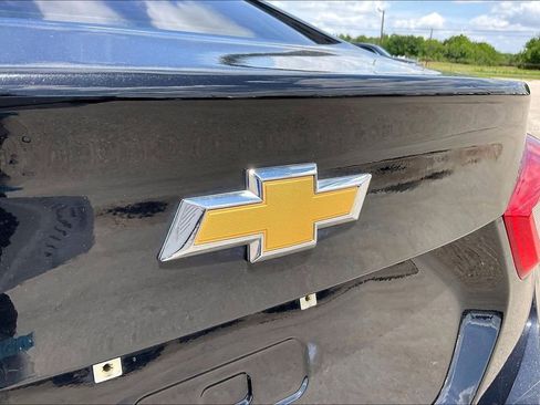 Used 2019 Chevrolet Cruze LS w/ LS Convenience Package FWD image 26
