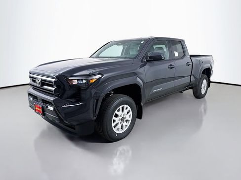 New 2026 Toyota Tacoma SR5 AWD/4WD image 3