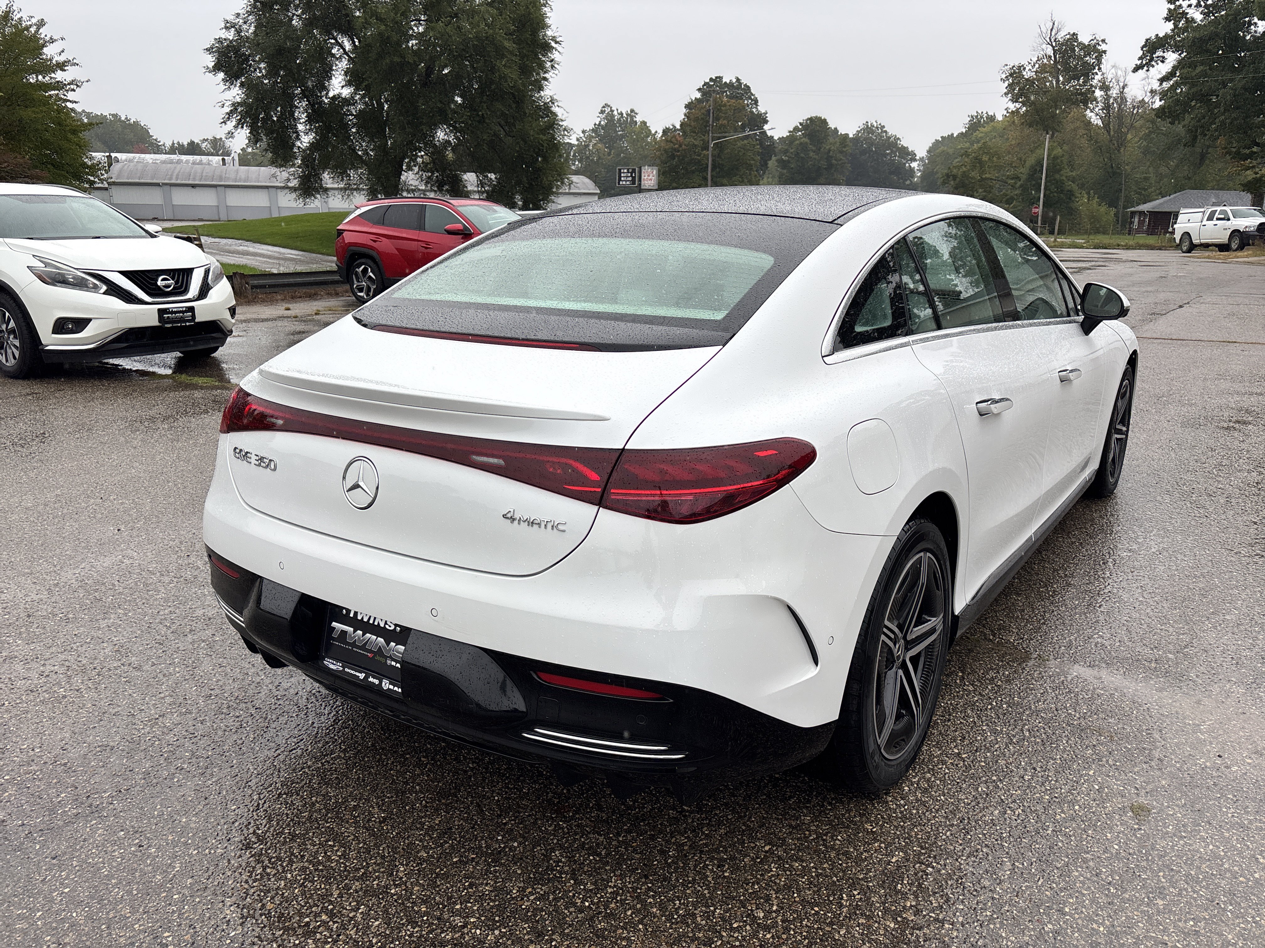Used 2023 Mercedes-Benz EQE 350+ 4MATIC Sedan w/ Exclusive Trim Package image 7