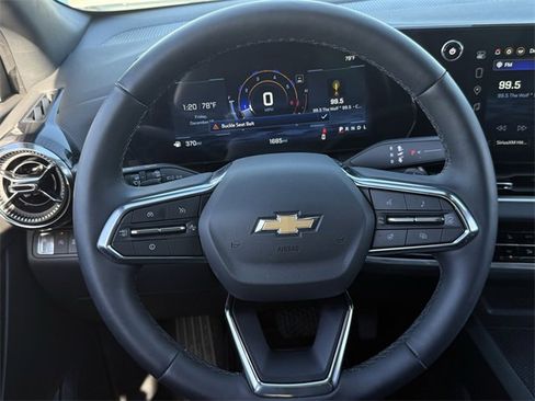 New 2026 Chevrolet Equinox LT w/ Convenience Package II image 12