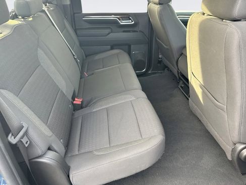 Used 2024 Chevrolet Silverado 2500 LT image 17