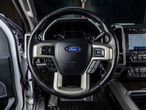 Used 2021 Ford F350 Lariat w/ Lariat Value Package AWD/4WD image 18