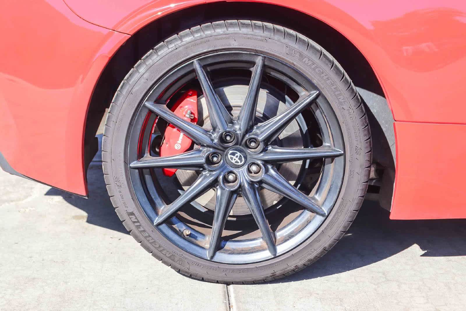 Used 2025 Toyota GR86 Premium w/ Performance Package RWD image 8