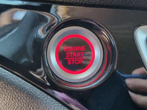 Used 2018 Honda Pilot Elite image 21