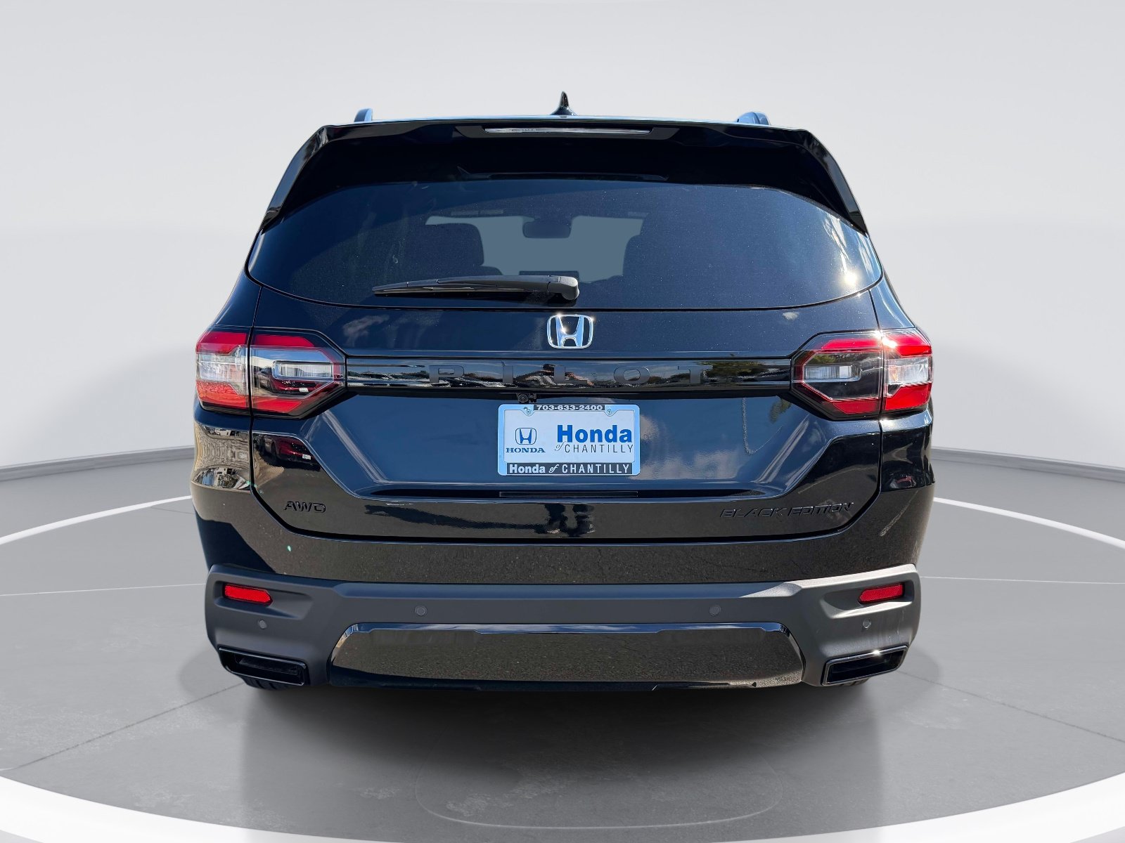 New 2026 Honda Pilot Black Edition image 3