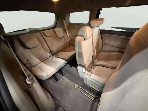 Used 2016 Kia Sedona LX w/ Option Group 020 image 32