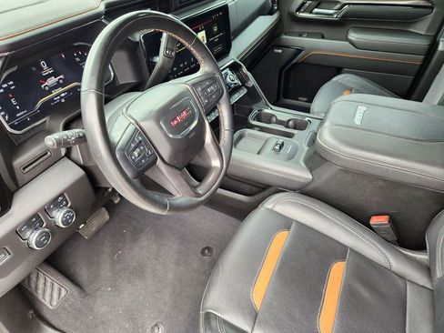 Used 2024 GMC Sierra 3500 AT4 w/ AT4 Preferred Package AWD/4WD image 7