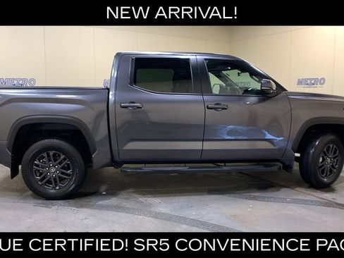 Used 2025 Toyota Tundra SR5 w/ SR5 Convenience Package AWD/4WD image 2