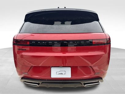 New 2025 Land Rover Range Rover Sport Dynamic SE